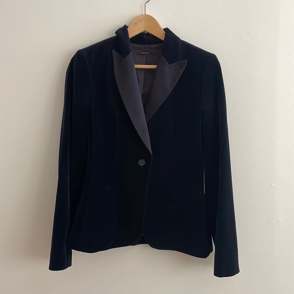 Elie Tahari Velour Navy Blazer